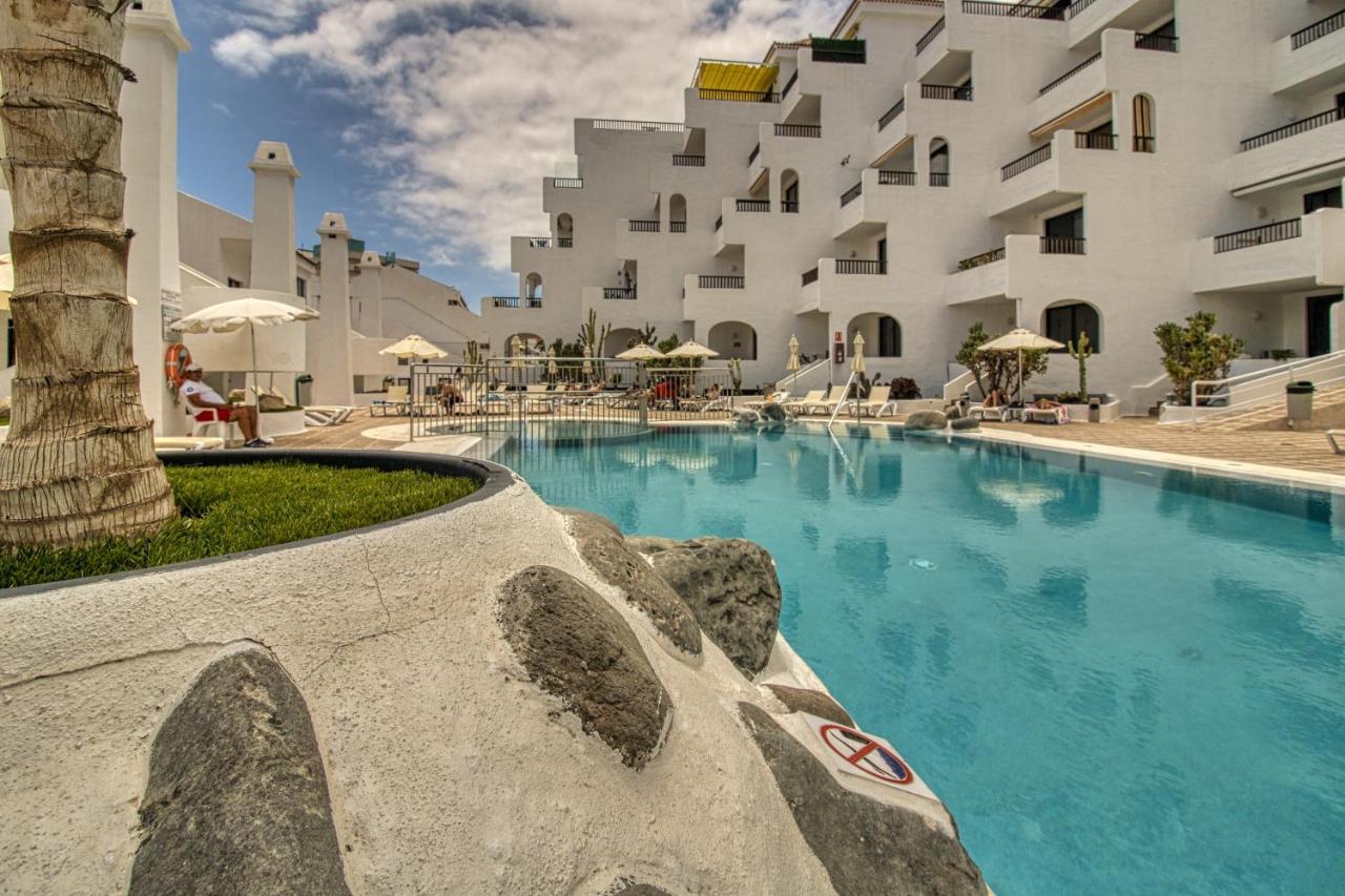 Apartment Lovely 2-bed & Jacuzzi Terrace & Pool Playa Feñabe
